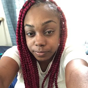 Meet your Posher, Emerald